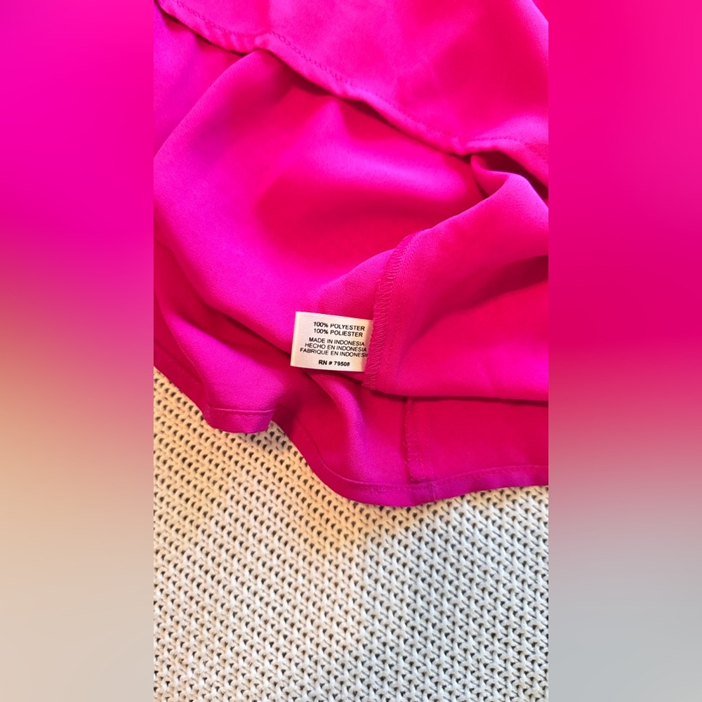 VIOLET + CLAIRE Hot Pink Ruffle Sleeve Blouse Fuchsia Top - Picture 12 of 12